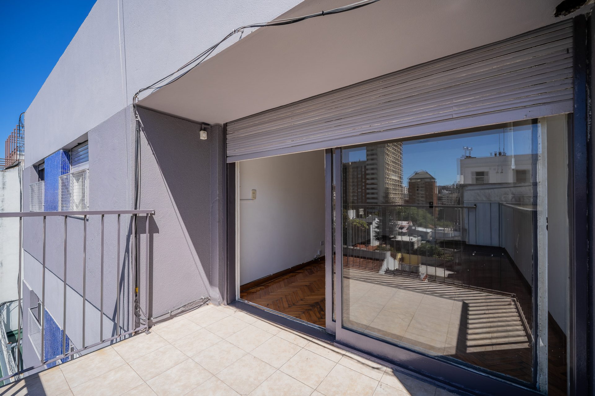 Cuatro ambientes con balcón al frente y vista panorámica — Belgrano — Foto 7